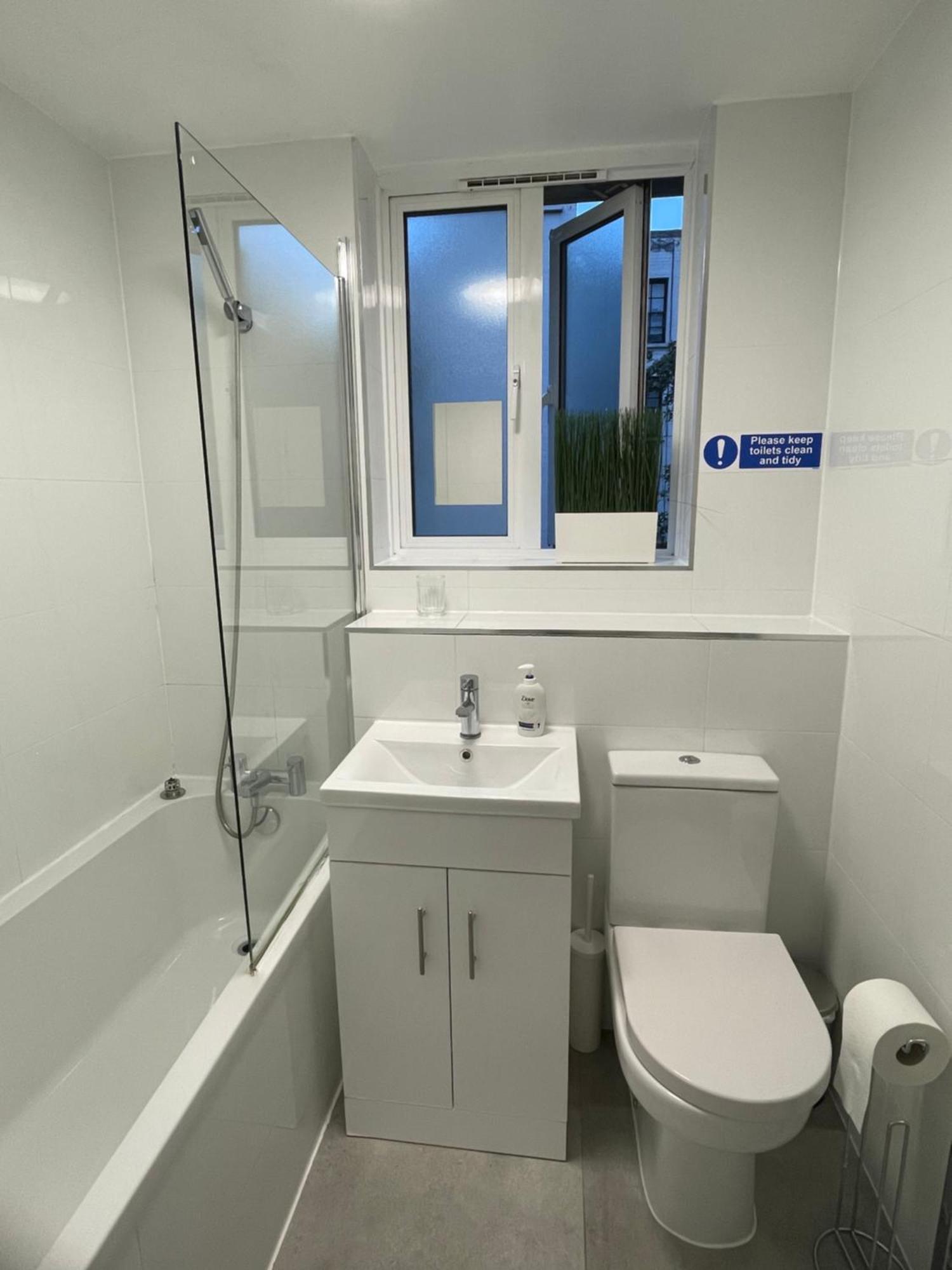 Lovely Double Rooms In Euston & Square In Central Лондон Екстер'єр фото