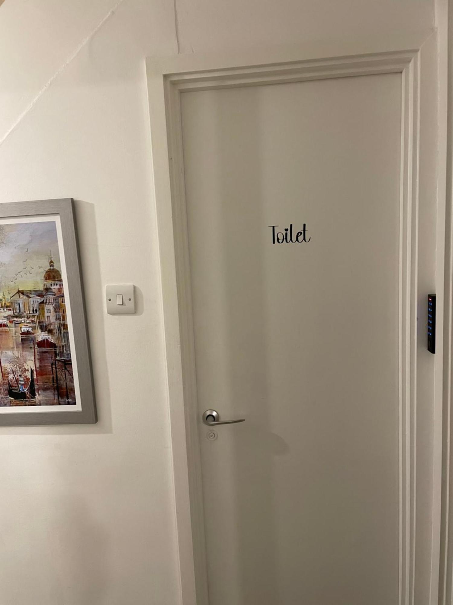 Lovely Double Rooms In Euston & Square In Central Лондон Екстер'єр фото